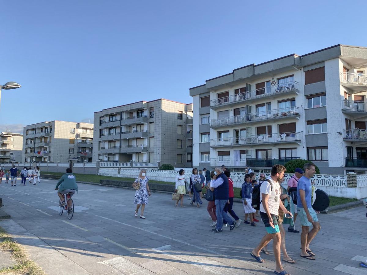 Piso Primera Linea De Playa Ларедо Экстерьер фото