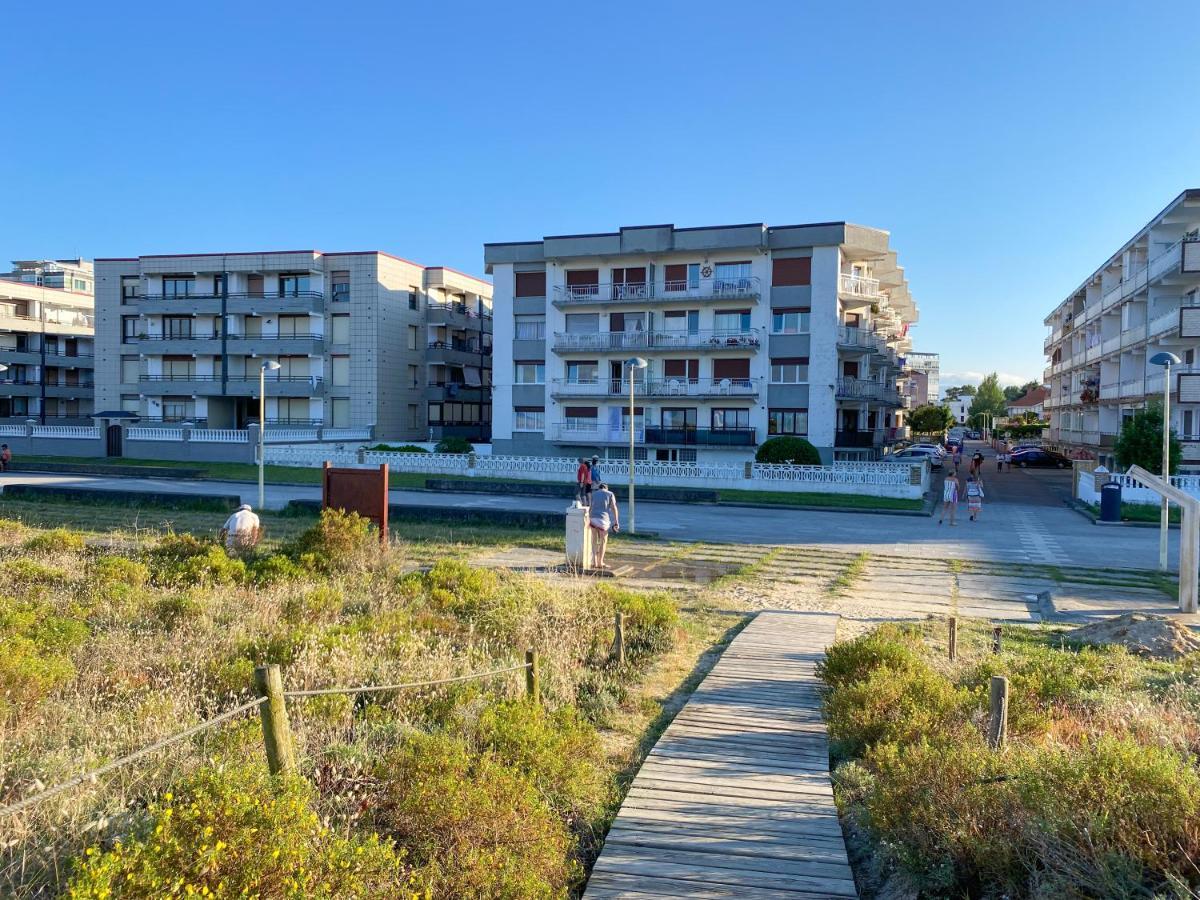 Piso Primera Linea De Playa Ларедо Экстерьер фото