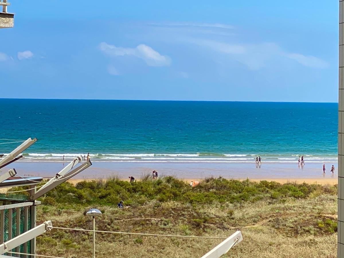 Piso Primera Linea De Playa Ларедо Экстерьер фото